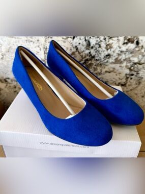 Dream Pairs_Women’s Royal Blue Suede Kitten Heel Pump_Size 8M_NWT